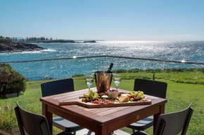 Headland Hideaway